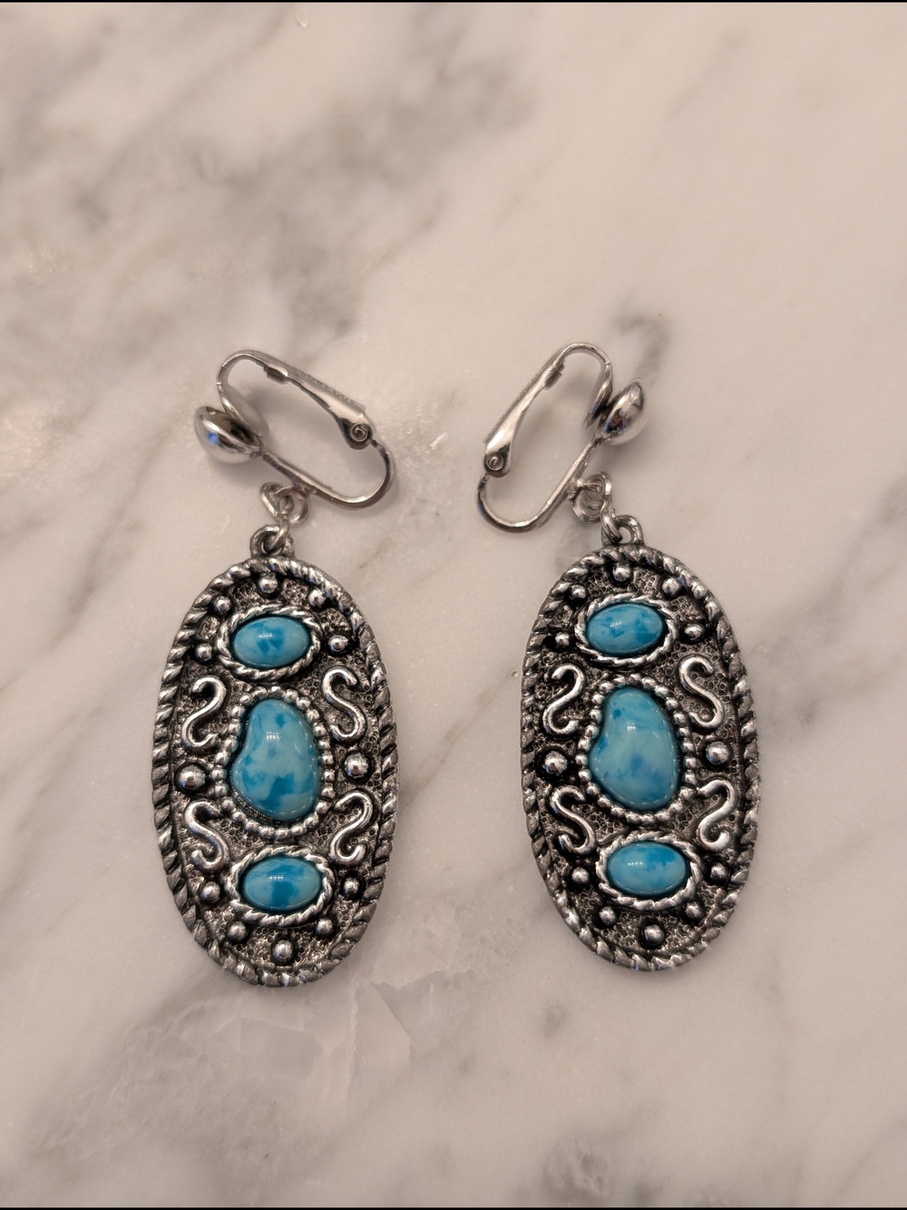 Sarah Coventry Vintage Silver Tone Dangle Drop Faux Cabochon Turquoise Earrings